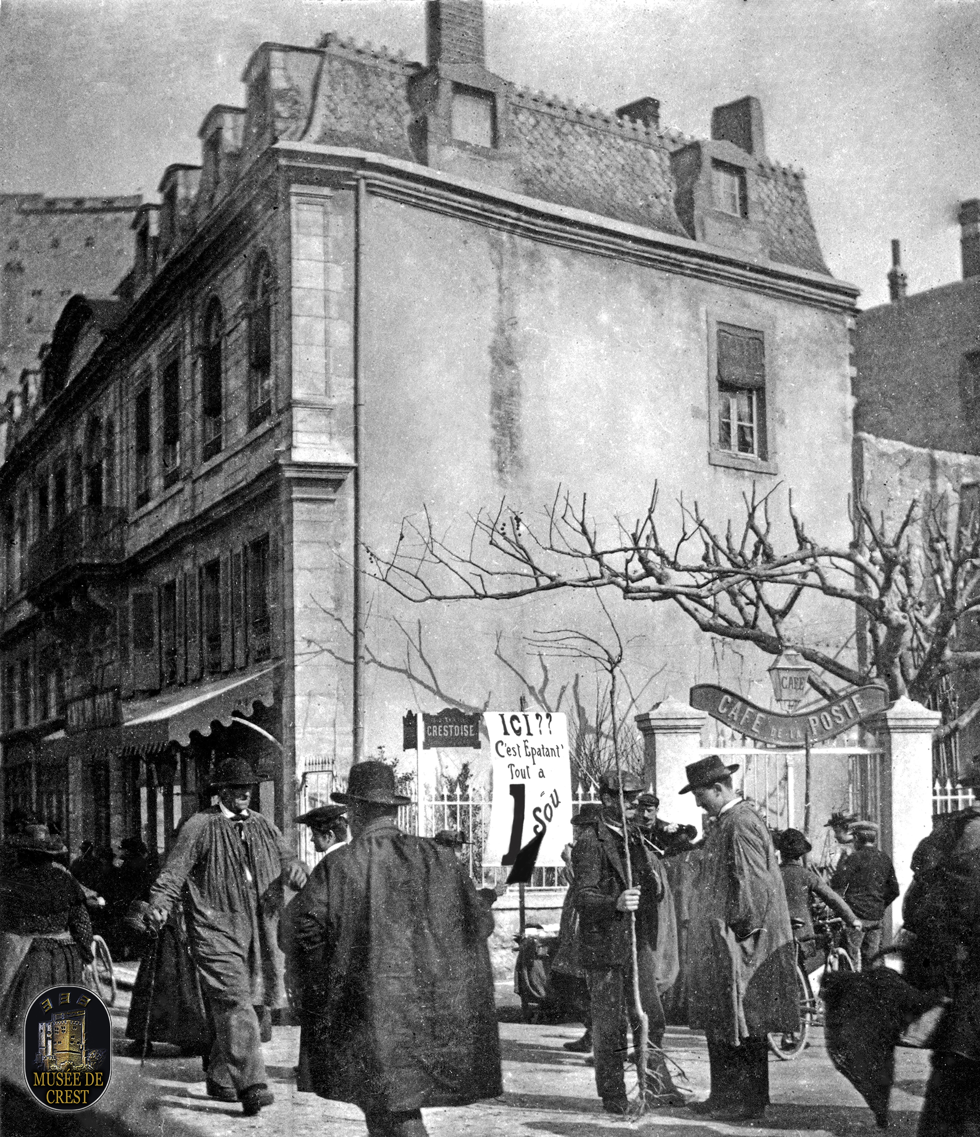 Cafe_de_la_Poste_Crest_1900_immeuble_Chabrieres_UHD_HD_MDC.jpg