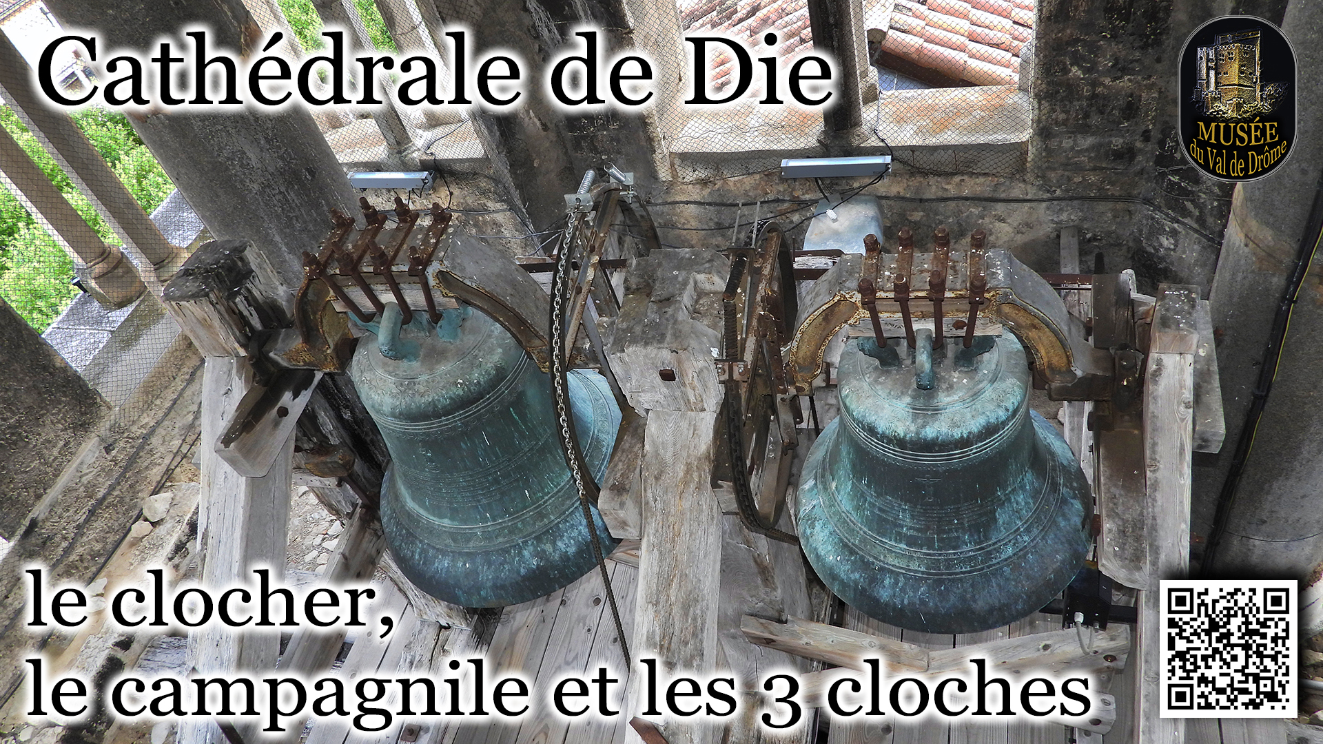 Cathedrale_de_Die_cloches_Marie_du_Rosaire_poids_env_700kg_Marie_Reine_de_la_Paix_poids_env_900kg_UHD_HD_QrC_DSCN0885.jpg
