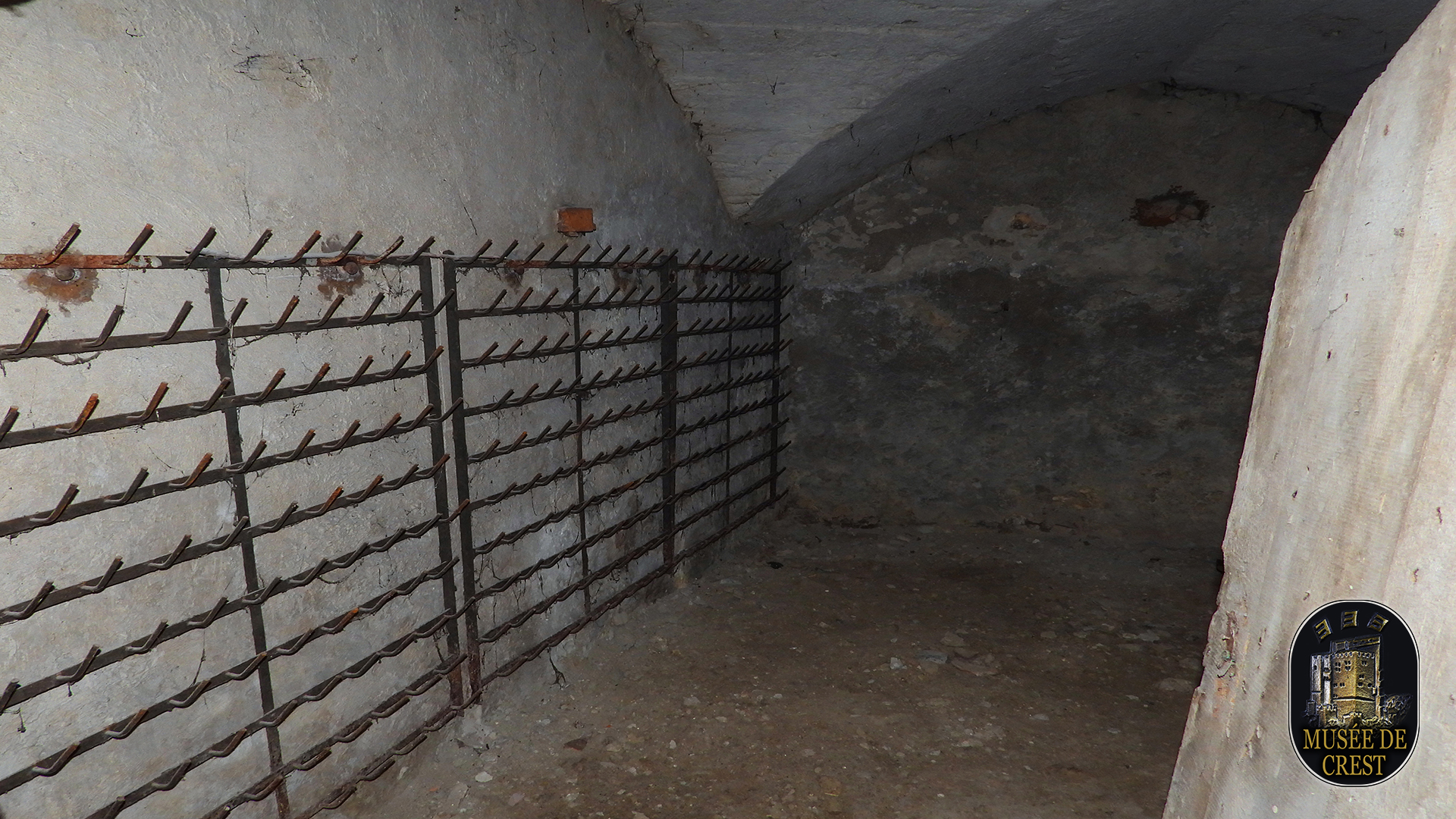 Caves_diverses_immeuble_Albert_Argod_UHD_HD_DSCN8475.jpg