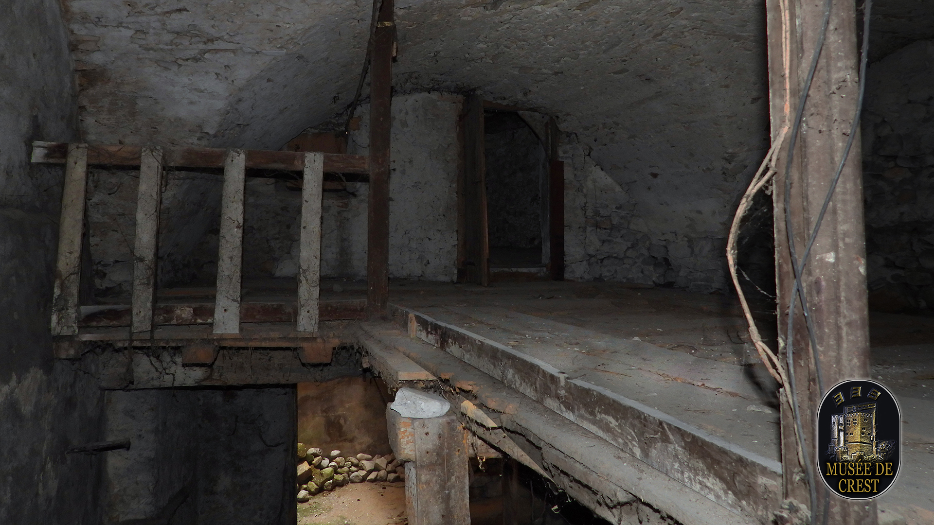 Caves_diverses_immeuble_Albert_Argod_UHD_HD_DSCN8587.jpg
