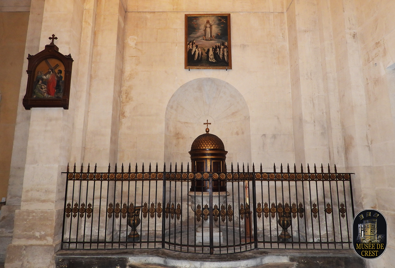 Chapelle_dediee_aux_Religieuses_de_Bollene_Eglise_Saint_Martin_Bollene_UHD_HD_MDC_DSCN5851.jpg