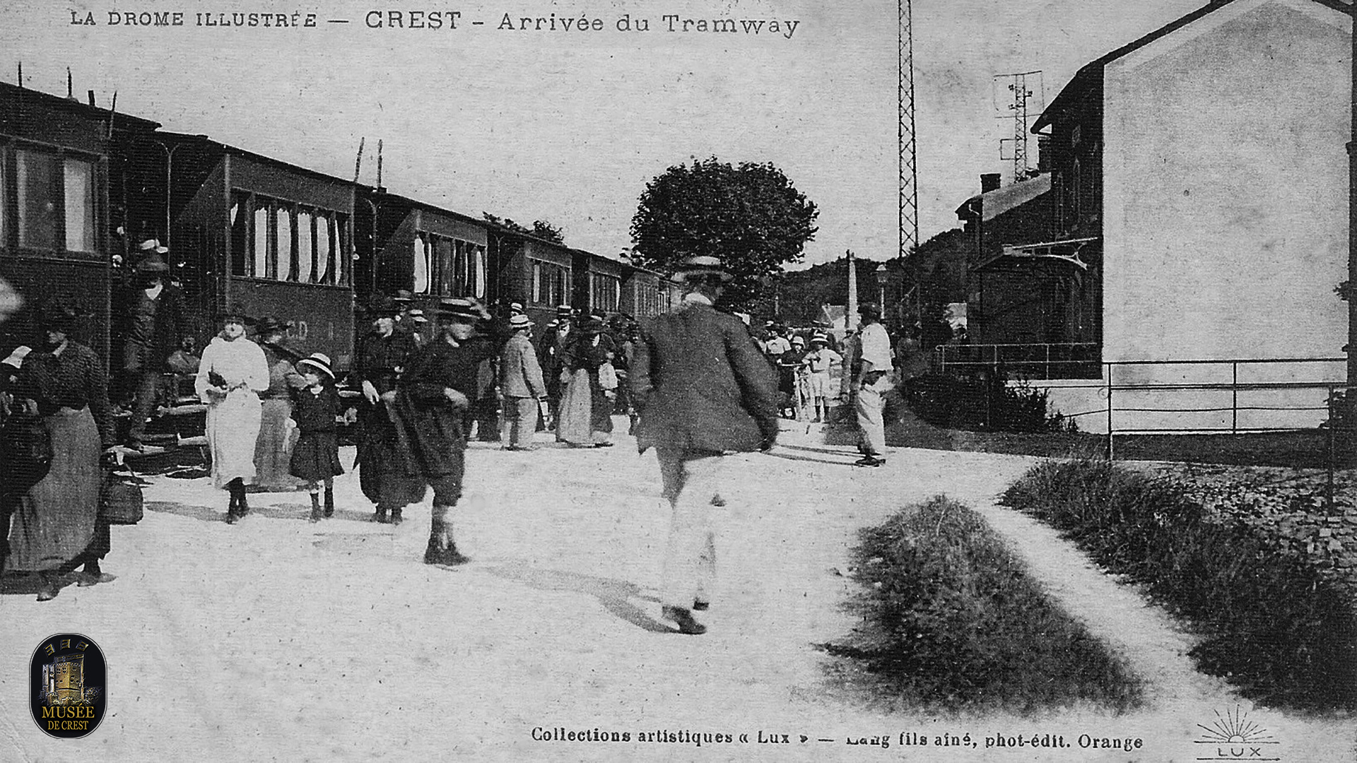 Crest_terminus_Arrivee_Tramway_HD_MDC.jpg