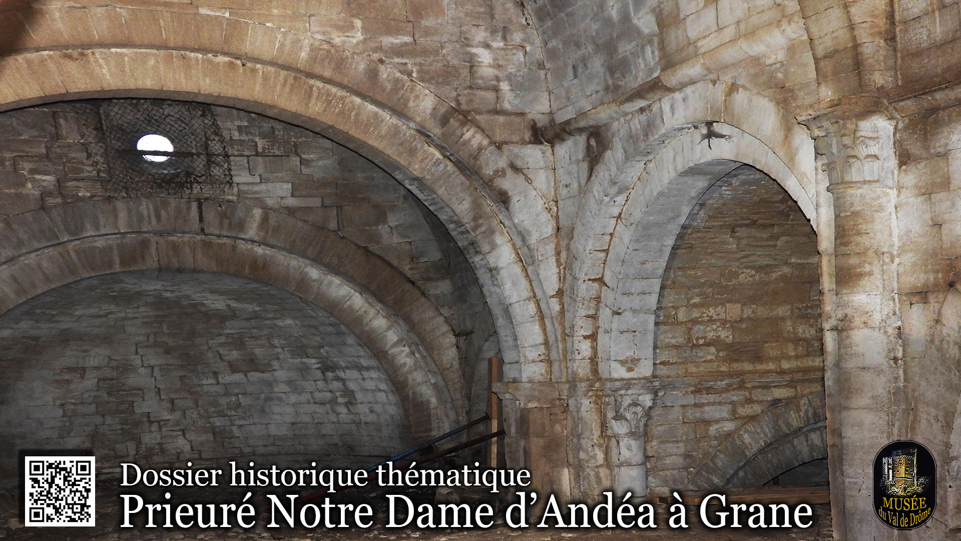 Cul_de_four_coupole_magnifiques_voutes_en_berceau_plein_cintre_du_coeur_et_du_transept_chapelle_Prieure_Notre_Dame_d_Andea_Grane_UHD_HD_MDC_flyer_QrC_DSCN4851.jpg
