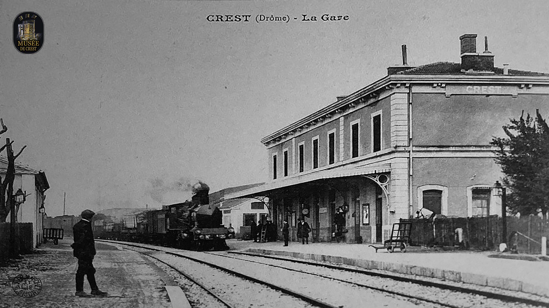Gare_de_crest_arrivee_train_UHD_HD_MDC.jpg