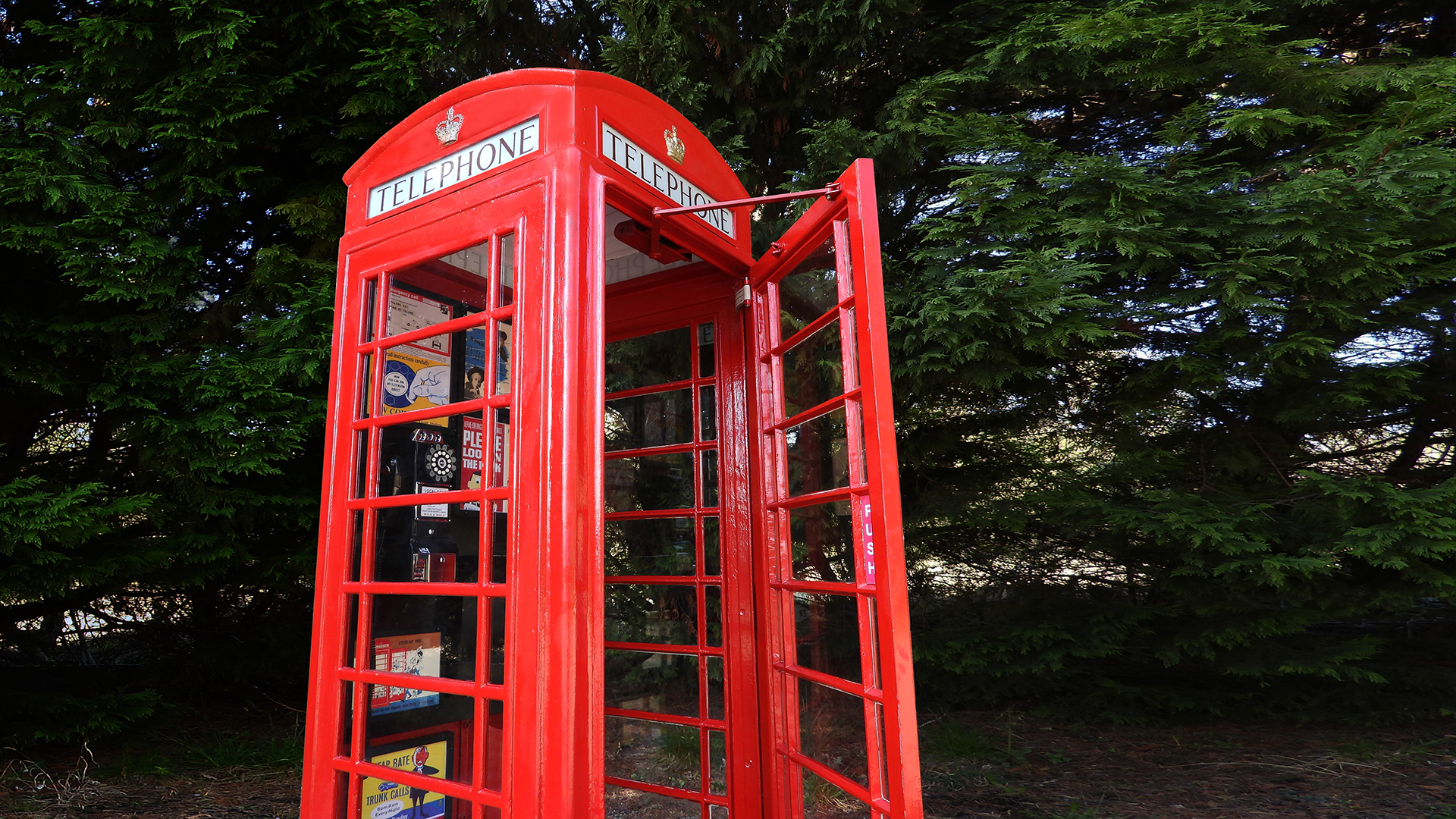 Phone_Box_8K_UHD_HD_DSCN7872.jpg