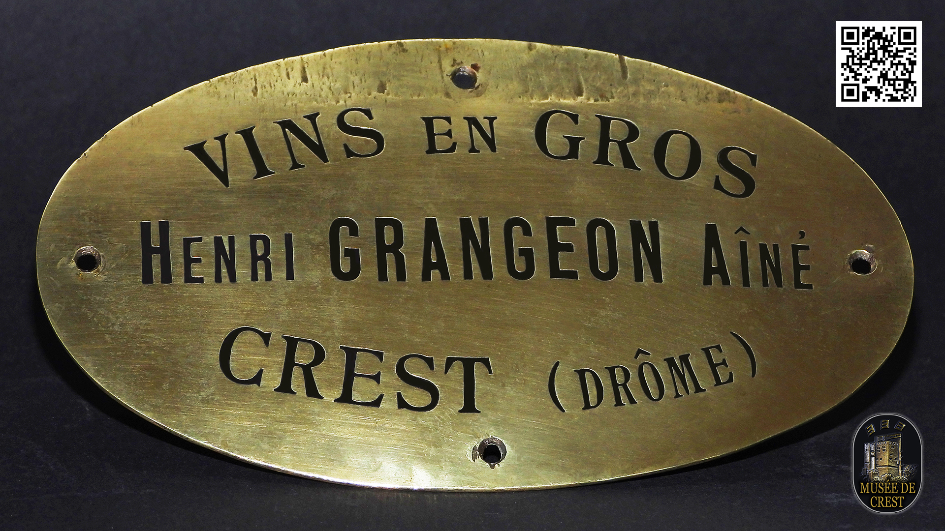 Plaque_laiton_Vins_en_Gros_Henri_Grangeon_Aine_Crest_Drome_UHD_HD_MDC_Qrc_DSCN5080.jpg